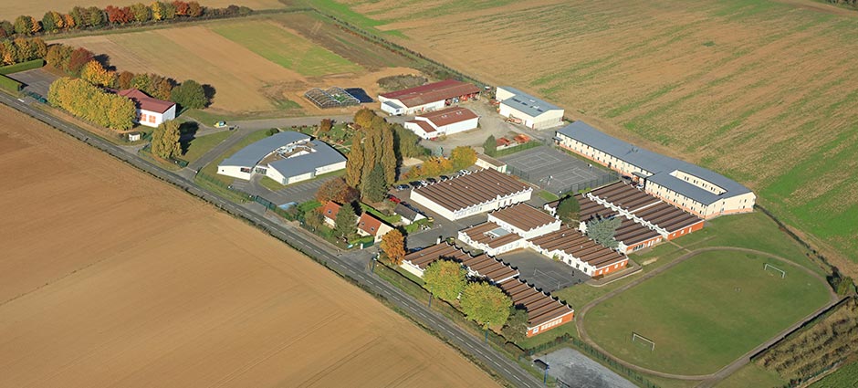 02300 - Chauny - Lycée Privé Robert Schuman 02300 - Chauny - Lycée Privé Robert Schuman