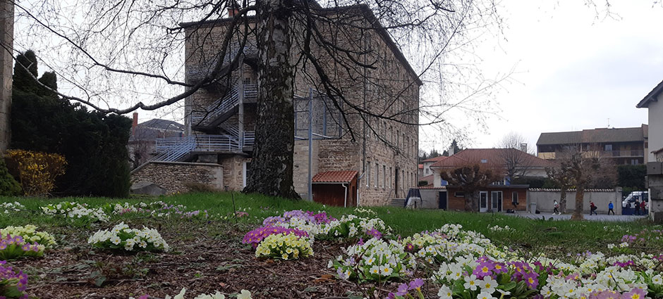 43500 - Craponne-sur-Arzon - Collège Privé Notre-Dame 43500 - Craponne-sur-Arzon - Collège Privé Notre-Dame