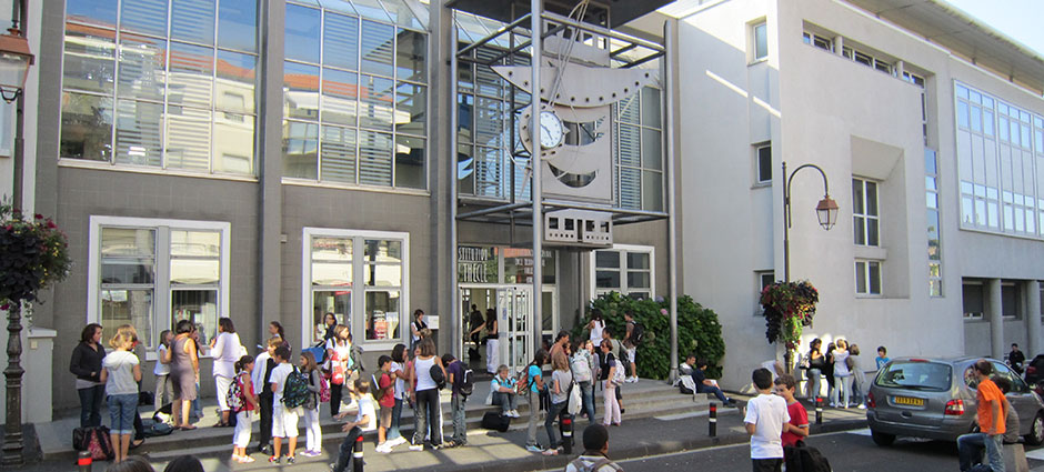 63402 - Chamalières - Collège Privé Sainte-Thècle 63402 - Chamalières - Collège Privé Sainte-Thècle