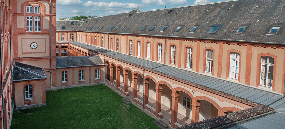 31079 - Toulouse - Lycée Privé Le Caousou (Immaculée Conception)