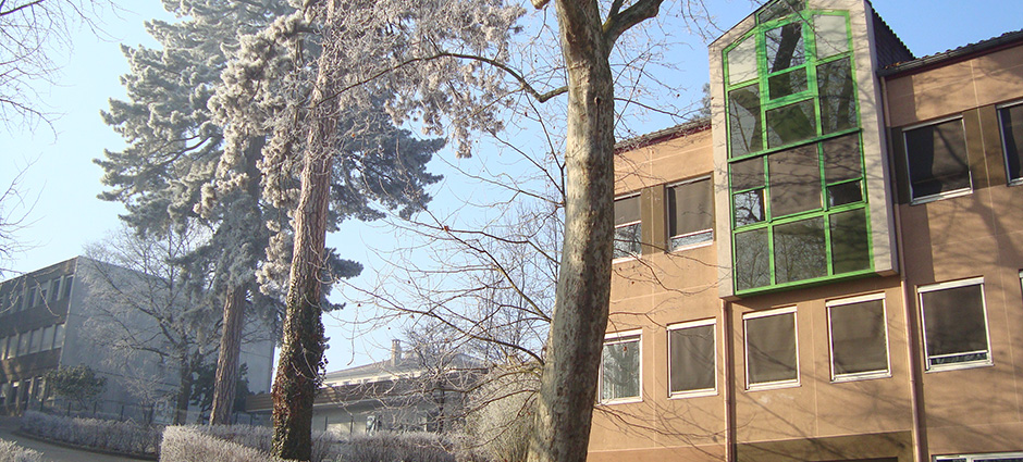 Lycee Professionnel La Favorite Centre Scolaire La Favorite 69110 Sainte Foy Les Lyon 69 Rhone