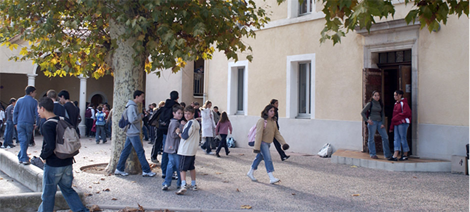 83390 - Cuers - Lycée Professionnel Sainte-Marthe 83390 - Cuers - Lycée Professionnel Sainte-Marthe