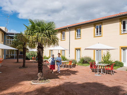 Etablissement d'Hébergement pour Personnes Agées Dépendantes - 01330 - Villars-les-Dombes - Korian Les Fauvettes Etablissement d'Hébergement pour Personnes Agées Dépendantes - 01330 - Villars-les-Dombes - Korian Les Fauvettes