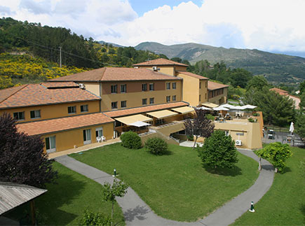 Etablissement d'Hébergement pour Personnes Agées Dépendantes - 04660 - Champtercier - EHPAD Résidence Les Lavandines Etablissement d'Hébergement pour Personnes Agées Dépendantes - 04660 - Champtercier - EHPAD Résidence Les Lavandines