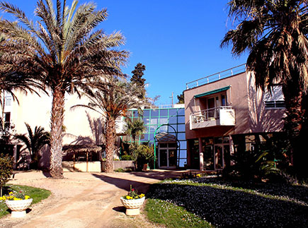 Etablissement d'Hébergement pour Personnes Agées Dépendantes - 13012 - Marseille 12 - EHPAD Les Jardins d'Haïti Etablissement d'Hébergement pour Personnes Agées Dépendantes - 13012 - Marseille 12 - EHPAD Les Jardins d'Haïti
