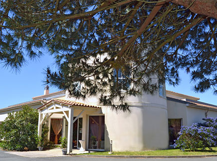 Résidences avec Services - 17430 - Tonnay-Charente - Les Résidentiels - Résidence Seniors avec Services - Tonnay-Charente Résidences avec Services - 17430 - Tonnay-Charente - Les Résidentiels - Résidence Seniors avec Services - Tonnay-Charente