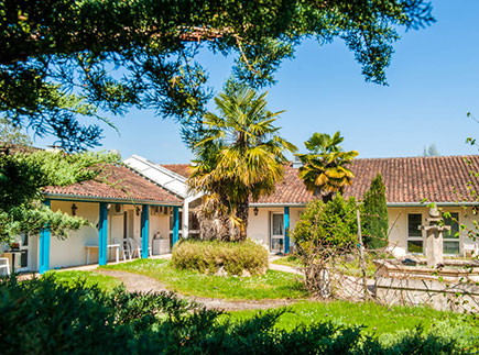 Etablissement d'Hébergement pour Personnes Agées Dépendantes - 24430 - Razac-sur-l'Isle - La Feuilleraie Etablissement d'Hébergement pour Personnes Agées Dépendantes - 24430 - Razac-sur-l'Isle - La Feuilleraie