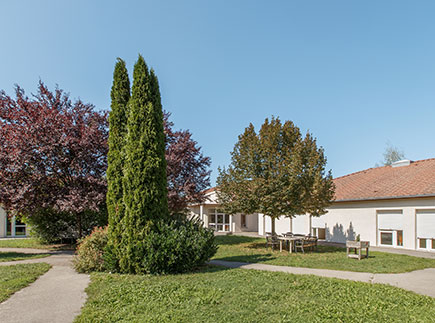 Etablissement d'Hébergement pour Personnes Agées Dépendantes - 25110 - Baume-les-Dames - Colisée - Résidence Vallée Médicale Etablissement d'Hébergement pour Personnes Agées Dépendantes - 25110 - Baume-les-Dames - Colisée - Résidence Vallée Médicale