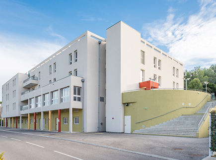 Etablissement d'Hébergement pour Personnes Agées Dépendantes - 30900 - Nîmes - Korian Mas de Lauze Etablissement d'Hébergement pour Personnes Agées Dépendantes - 30900 - Nîmes - Korian Mas de Lauze
