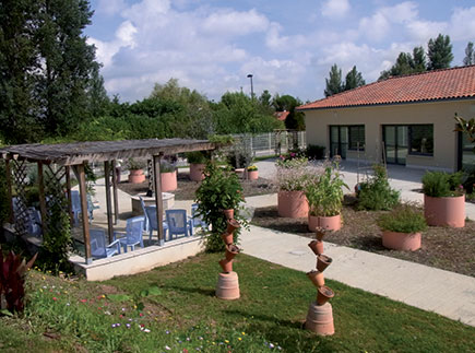 Etablissement d'Hébergement pour Personnes Agées Dépendantes - 31140 - Pechbonnieu - Centre Alzheimer Marie-Louise EHPAD Etablissement d'Hébergement pour Personnes Agées Dépendantes - 31140 - Pechbonnieu - Centre Alzheimer Marie-Louise EHPAD