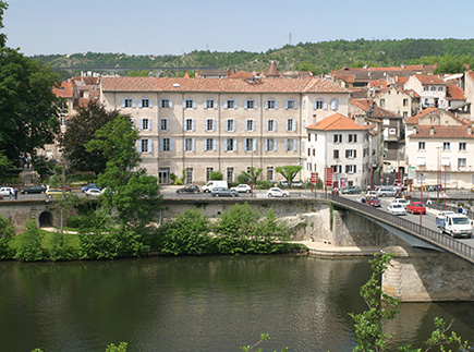 Etablissement d'Hébergement pour Personnes Agées Dépendantes - 46000 - Cahors - EHPAD Résidence Les Rives de Cabessut Etablissement d'Hébergement pour Personnes Agées Dépendantes - 46000 - Cahors - EHPAD Résidence Les Rives de Cabessut