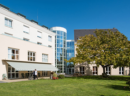 Etablissement d'Hébergement pour Personnes Agées Dépendantes - 53970 - L'Huisserie - Korian Le Castelli Etablissement d'Hébergement pour Personnes Agées Dépendantes - 53970 - L'Huisserie - Korian Le Castelli