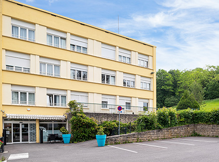Etablissement d'Hébergement pour Personnes Agées Dépendantes - 55000 - Bar-le-Duc - Korian Les Mélèzes Etablissement d'Hébergement pour Personnes Agées Dépendantes - 55000 - Bar-le-Duc - Korian Les Mélèzes