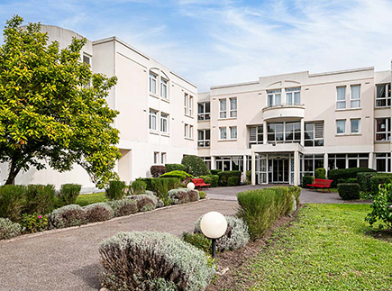 Etablissement d'Hébergement pour Personnes Agées Dépendantes - 60260 - Lamorlaye - Korian Grange des Prés Etablissement d'Hébergement pour Personnes Agées Dépendantes - 60260 - Lamorlaye - Korian Grange des Prés