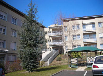 Etablissement d'Hébergement pour Personnes Agées Dépendantes - 63430 - Pont-du-Château - EHPAD Le Cèdre Etablissement d'Hébergement pour Personnes Agées Dépendantes - 63430 - Pont-du-Château - EHPAD Le Cèdre