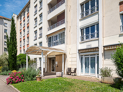 Etablissement d'Hébergement pour Personnes Agées Dépendantes - 69008 - Lyon 08 - Korian Saison Dorée Etablissement d'Hébergement pour Personnes Agées Dépendantes - 69008 - Lyon 08 - Korian Saison Dorée