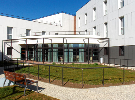 Etablissement d'Hébergement pour Personnes Agées Dépendantes - 69200 - Vénissieux - La Maison du Tulipier EHPAD - Adef Résidences Etablissement d'Hébergement pour Personnes Agées Dépendantes - 69200 - Vénissieux - La Maison du Tulipier EHPAD - Adef Résidences