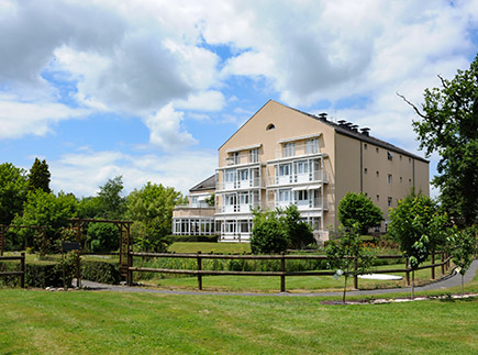 Etablissement d'Hébergement pour Personnes Agées Dépendantes - 71190 - Étang-sur-Arroux - Maison de Famille de Bourgogne - EHPAD Etablissement d'Hébergement pour Personnes Agées Dépendantes - 71190 - Étang-sur-Arroux - Maison de Famille de Bourgogne - EHPAD