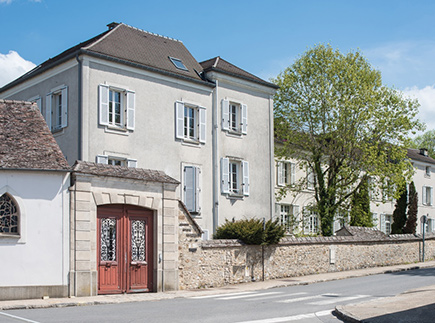 Etablissement d'Hébergement pour Personnes Agées Dépendantes - 77850 - Héricy - Korian Sainte-Geneviève Etablissement d'Hébergement pour Personnes Agées Dépendantes - 77850 - Héricy - Korian Sainte-Geneviève