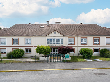 Etablissement d'Hébergement pour Personnes Agées Dépendantes - 77163 - Mortcerf - Emera EHPAD Résidence de l'Etang Etablissement d'Hébergement pour Personnes Agées Dépendantes - 77163 - Mortcerf - Emera EHPAD Résidence de l'Etang