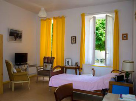 Etablissement d'Hébergement pour Personnes Agées Dépendantes - 77160 - Provins - EHPAD La Table Ronde - Groupe ACPPA (Réseau Sinoplies) Etablissement d'Hébergement pour Personnes Agées Dépendantes - 77160 - Provins - EHPAD La Table Ronde - Groupe ACPPA (Réseau Sinoplies)