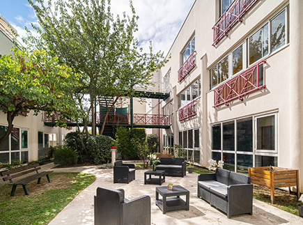 Etablissement d'Hébergement pour Personnes Agées Dépendantes - 78180 - Montigny-le-Bretonneux - Korian Quiéta Etablissement d'Hébergement pour Personnes Agées Dépendantes - 78180 - Montigny-le-Bretonneux - Korian Quiéta