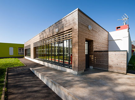 Institut Médico-Éducatif - 79400 - Azay-le-Brûlé - Institut Médico-Educatif Le Logis de Villaine Institut Médico-Éducatif - 79400 - Azay-le-Brûlé - Institut Médico-Educatif Le Logis de Villaine