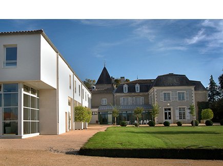 Etablissement d'Hébergement pour Personnes Agées Dépendantes - 79410 - Cherveux - EHPAD Les Fougères - Melioris le Logis des Francs Etablissement d'Hébergement pour Personnes Agées Dépendantes - 79410 - Cherveux - EHPAD Les Fougères - Melioris le Logis des Francs