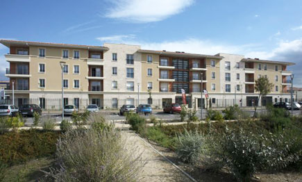 Résidences avec Services - 84300 - Cavaillon - Domitys Les Cigales du Lubéron - Résidence avec Services Résidences avec Services - 84300 - Cavaillon - Domitys Les Cigales du Lubéron - Résidence avec Services