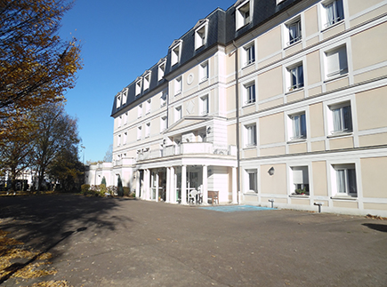 Etablissement d'Hébergement pour Personnes Agées Dépendantes - 89100 - Saint-Clément - Korian Villa d'Azon Etablissement d'Hébergement pour Personnes Agées Dépendantes - 89100 - Saint-Clément - Korian Villa d'Azon