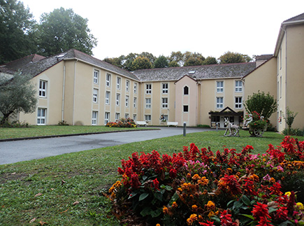 Etablissement d'Hébergement pour Personnes Agées Dépendantes - 91150 - Morigny-Champigny - Colisée - Résidence Domaine de la Chalouette Etablissement d'Hébergement pour Personnes Agées Dépendantes - 91150 - Morigny-Champigny - Colisée - Résidence Domaine de la Chalouette