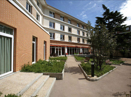 Etablissement d'Hébergement pour Personnes Agées Dépendantes - 94110 - Arcueil - La Maison du Grand Cèdre EHPAD - Adef Résidences Etablissement d'Hébergement pour Personnes Agées Dépendantes - 94110 - Arcueil - La Maison du Grand Cèdre EHPAD - Adef Résidences