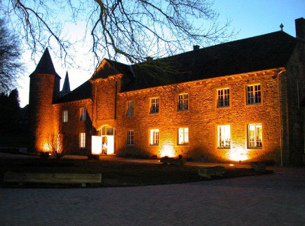 Institut Médico-Éducatif - 5364 - Schaltin - SRJ Institut de Schaltin Foyers pour Jeunes et Adultes Institut Médico-Éducatif - 5364 - Schaltin - SRJ Institut de Schaltin Foyers pour Jeunes et Adultes